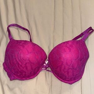 Victoria secret Lace Underwire push up  Bra in Fuchsia
